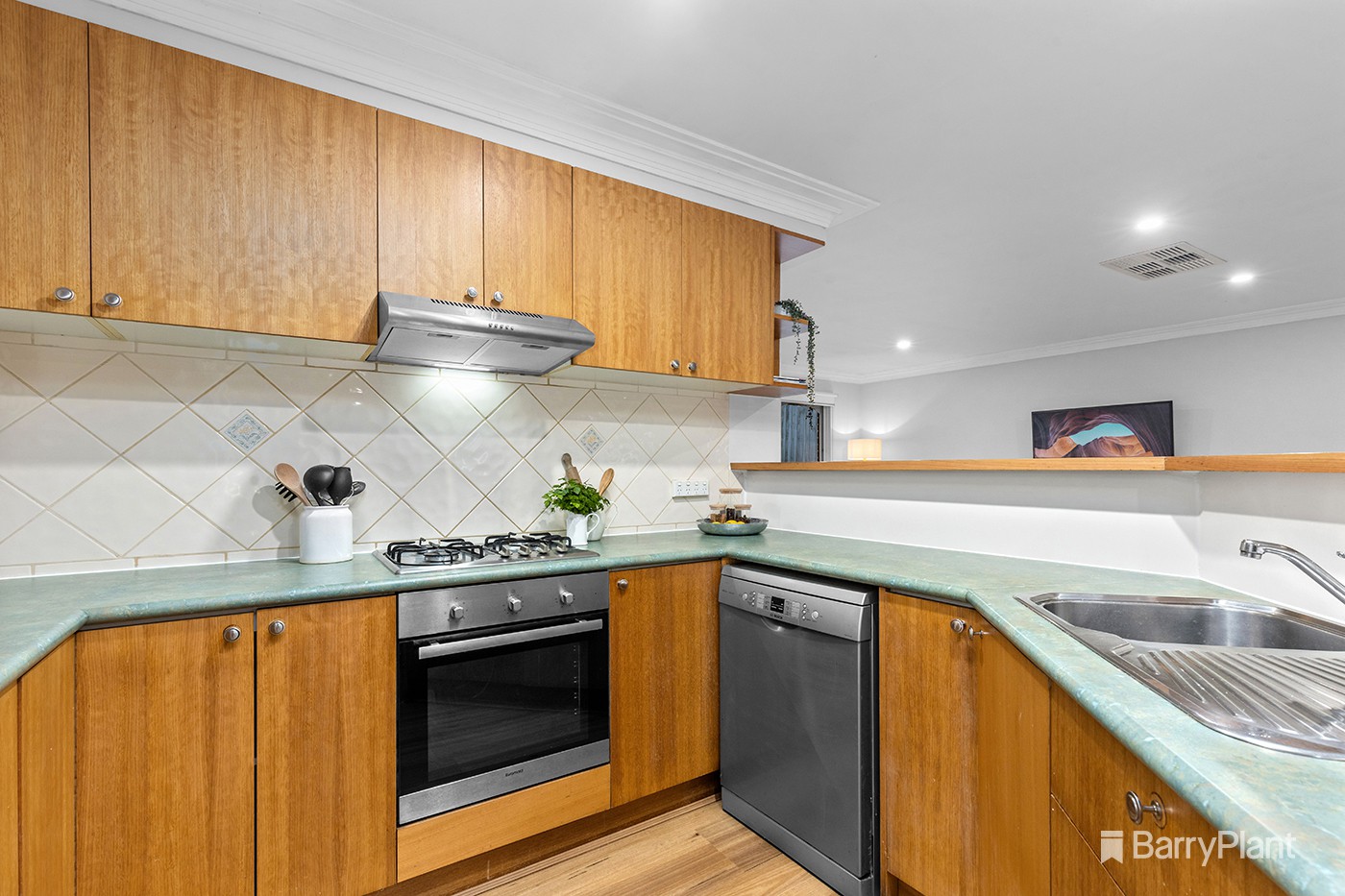 42 Daymar Drive, Mooroolbark, VIC 3138, Mooroolbark - Thumbnail 3