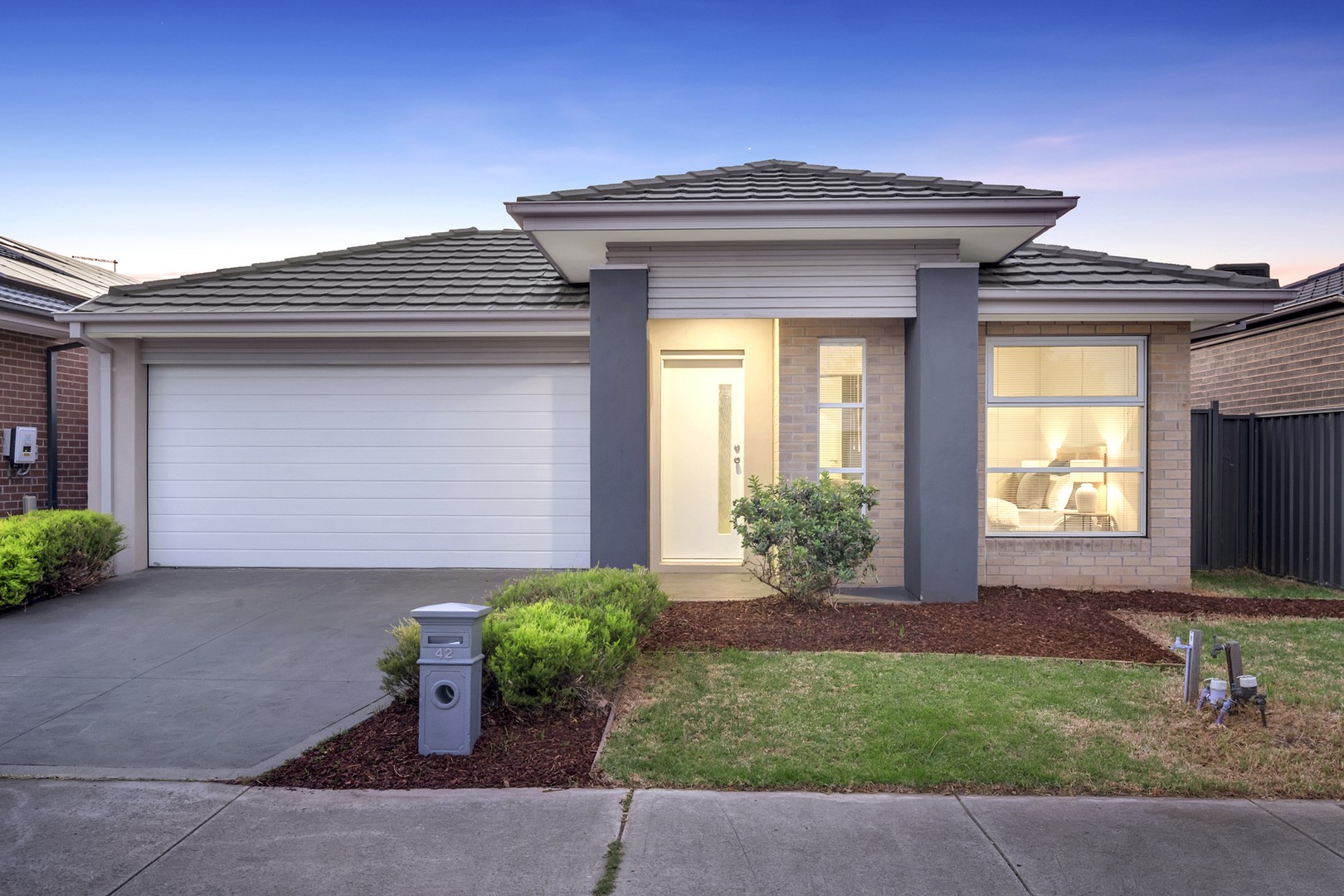 42 Debonair Parade, Craigieburn, VIC 3064, Craigieburn - Thumbnail 3
