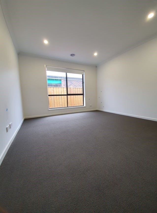 42 Denbigh Loop, Mickleham, VIC 3064, Mickleham - Thumbnail 7