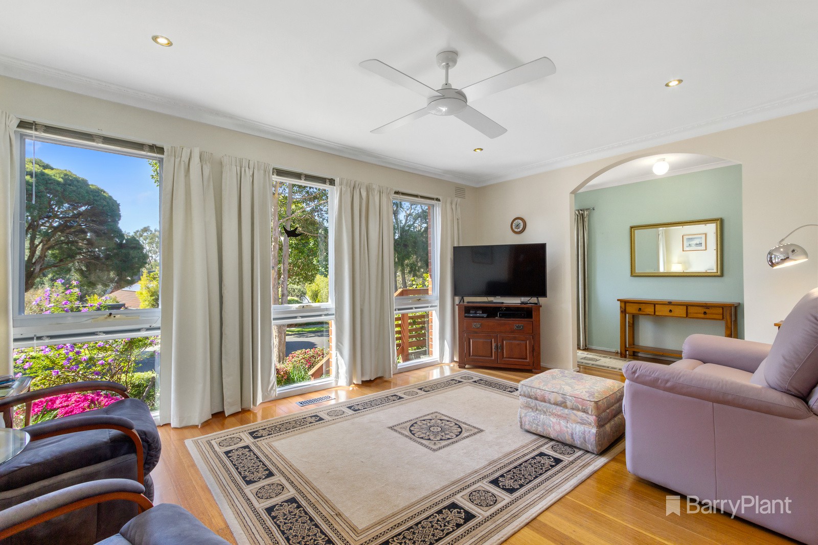 42 Dorrigo Drive, Boronia, VIC 3155, Boronia - Thumbnail 2