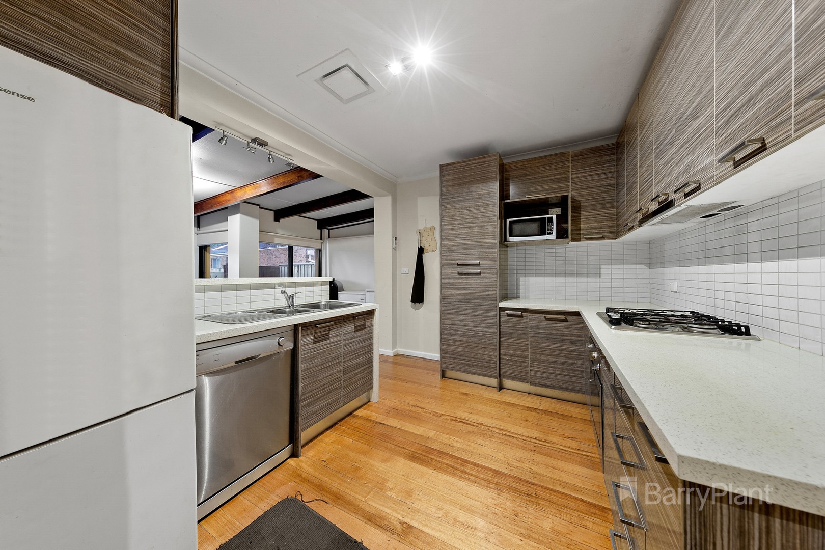 42 Douglas Avenue, St Albans, VIC 3021, St Albans - Thumbnail 3