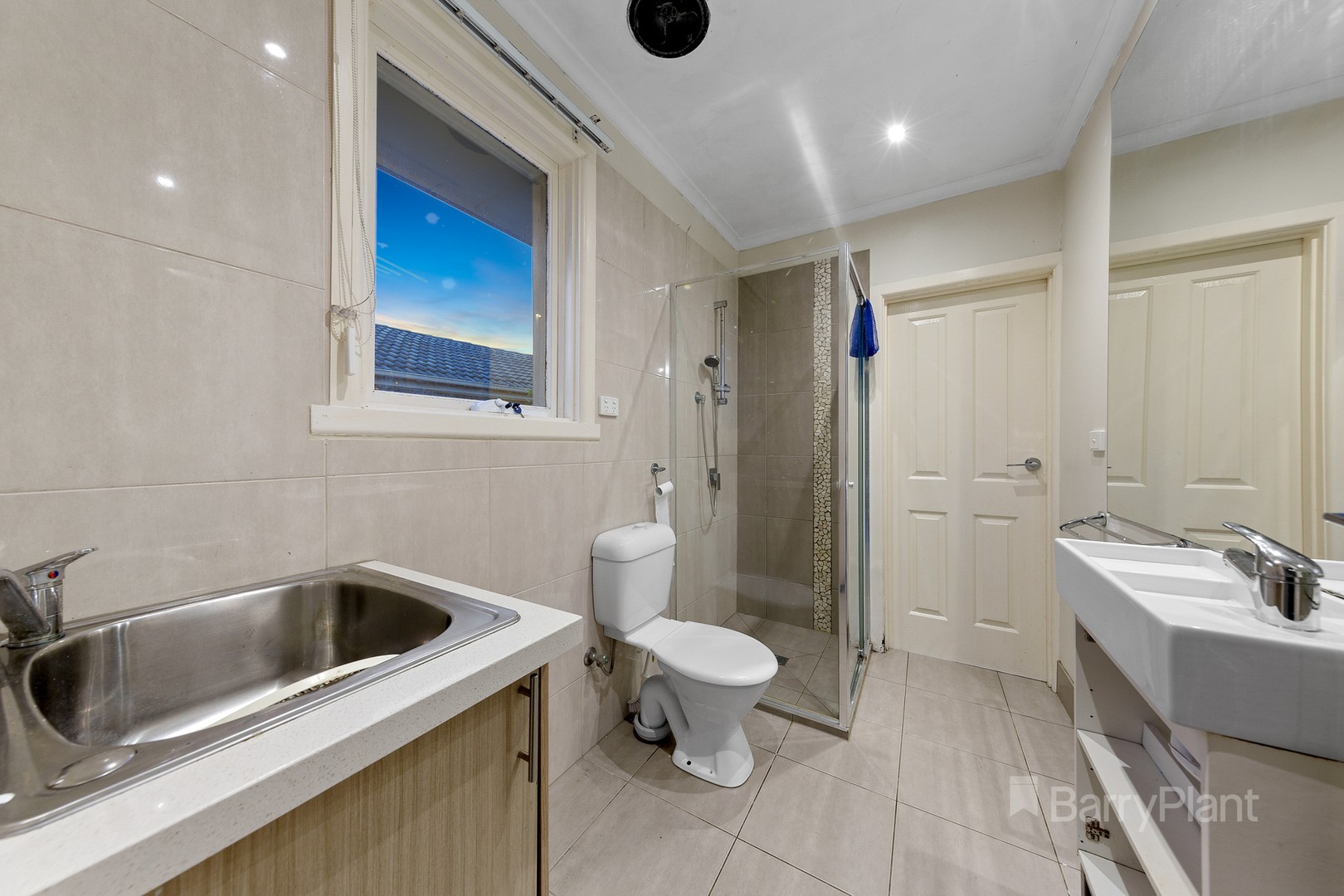 42 Douglas Avenue, St Albans, VIC 3021, St Albans - Thumbnail 8