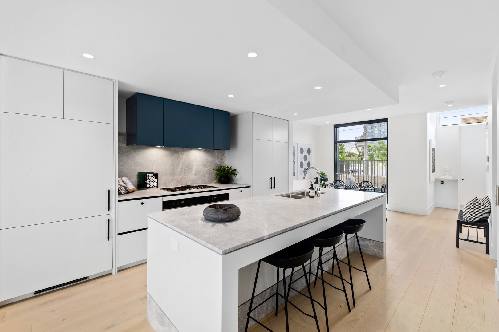 42 Feehan Avenue, Moonee Ponds, VIC 3039, Moonee Ponds - Thumbnail 3