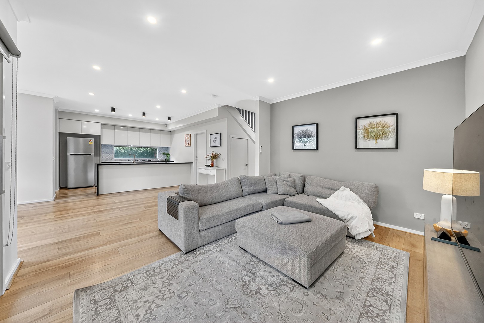42 Flatbush Avenue, Point Cook, VIC 3030, Point Cook - Thumbnail 8