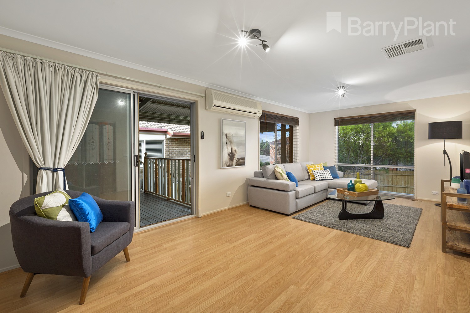 42 Frensham Road, Watsonia, VIC 3087 - Thumbnail 2 - 20/03/2026