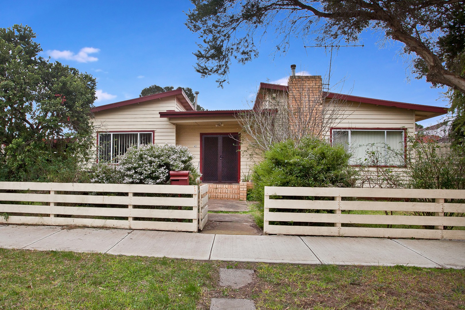 42 Gertrude Street, St Albans, VIC 3021, St Albans - Thumbnail 2