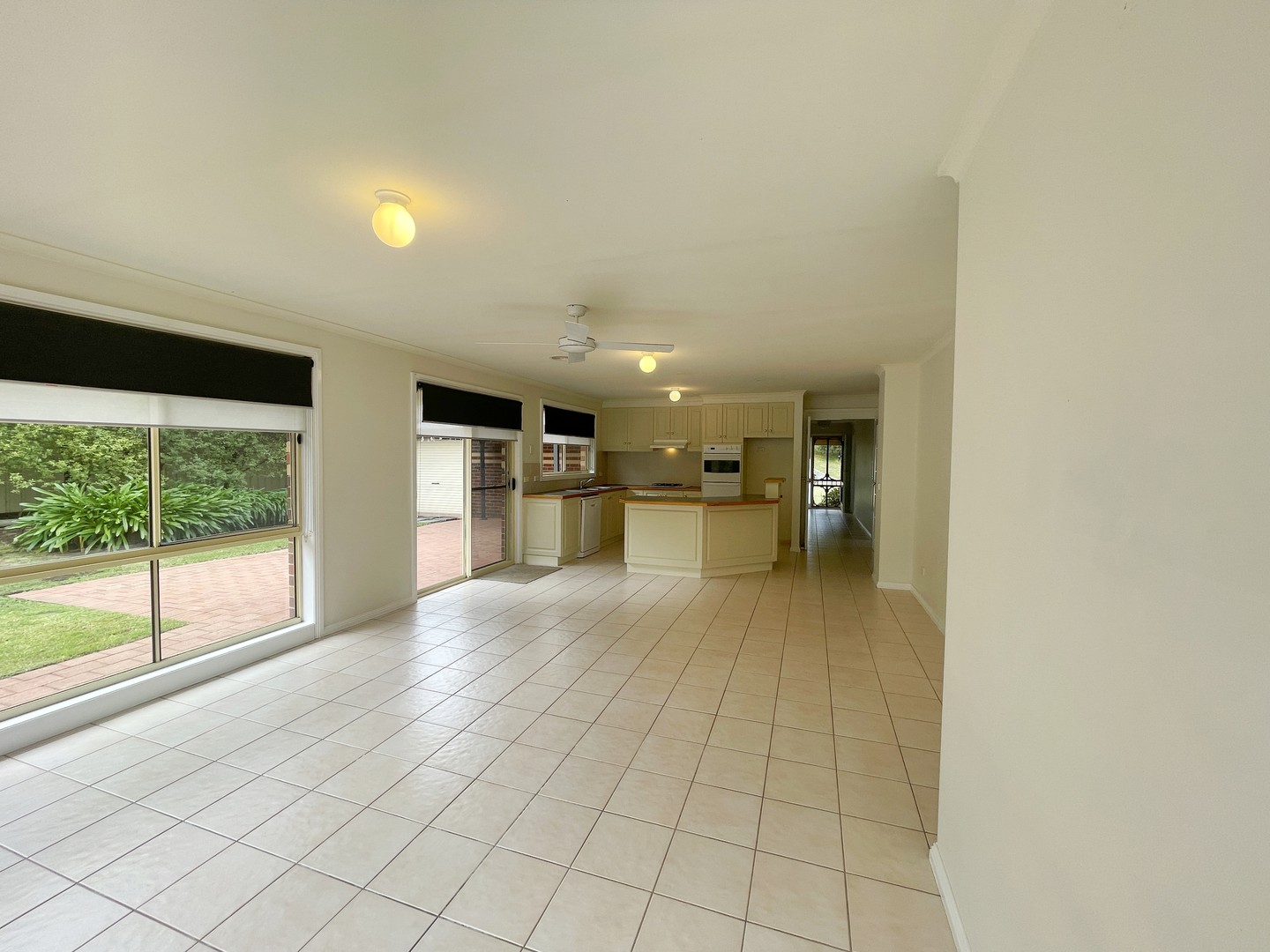 42 Hanson Road, Wallan, VIC 3756, Wallan - Thumbnail 2