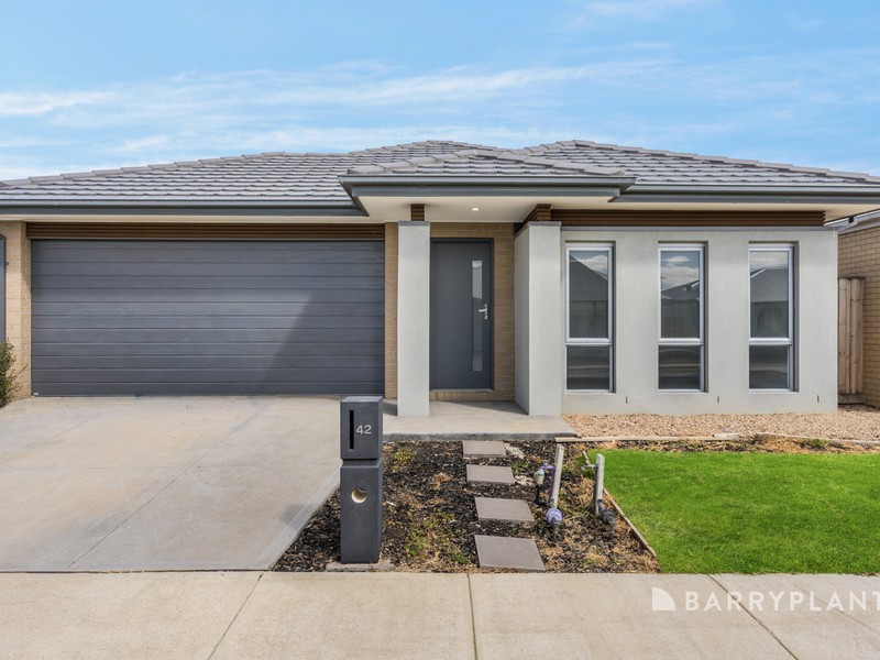 42 Holley Crescent, Armstrong Creek, VIC 3217 - Image - 21/09/2026