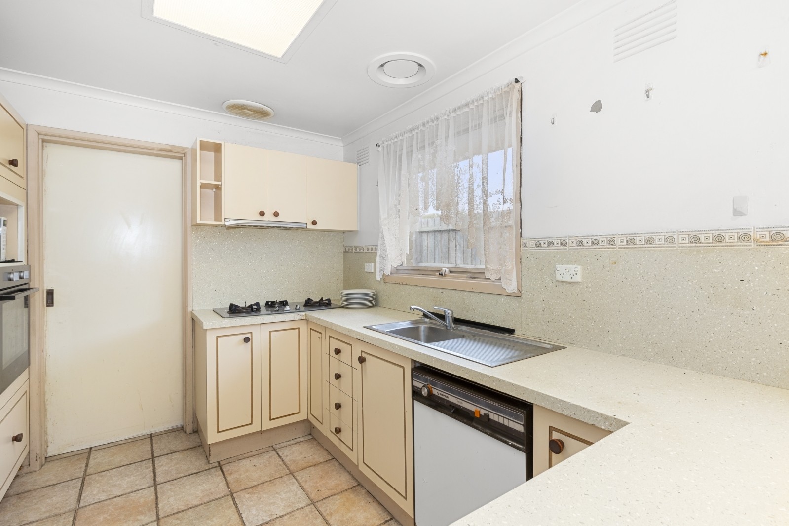 42 Illawarra Crescent, Dandenong North, VIC 3175, Dandenong North - Thumbnail 4