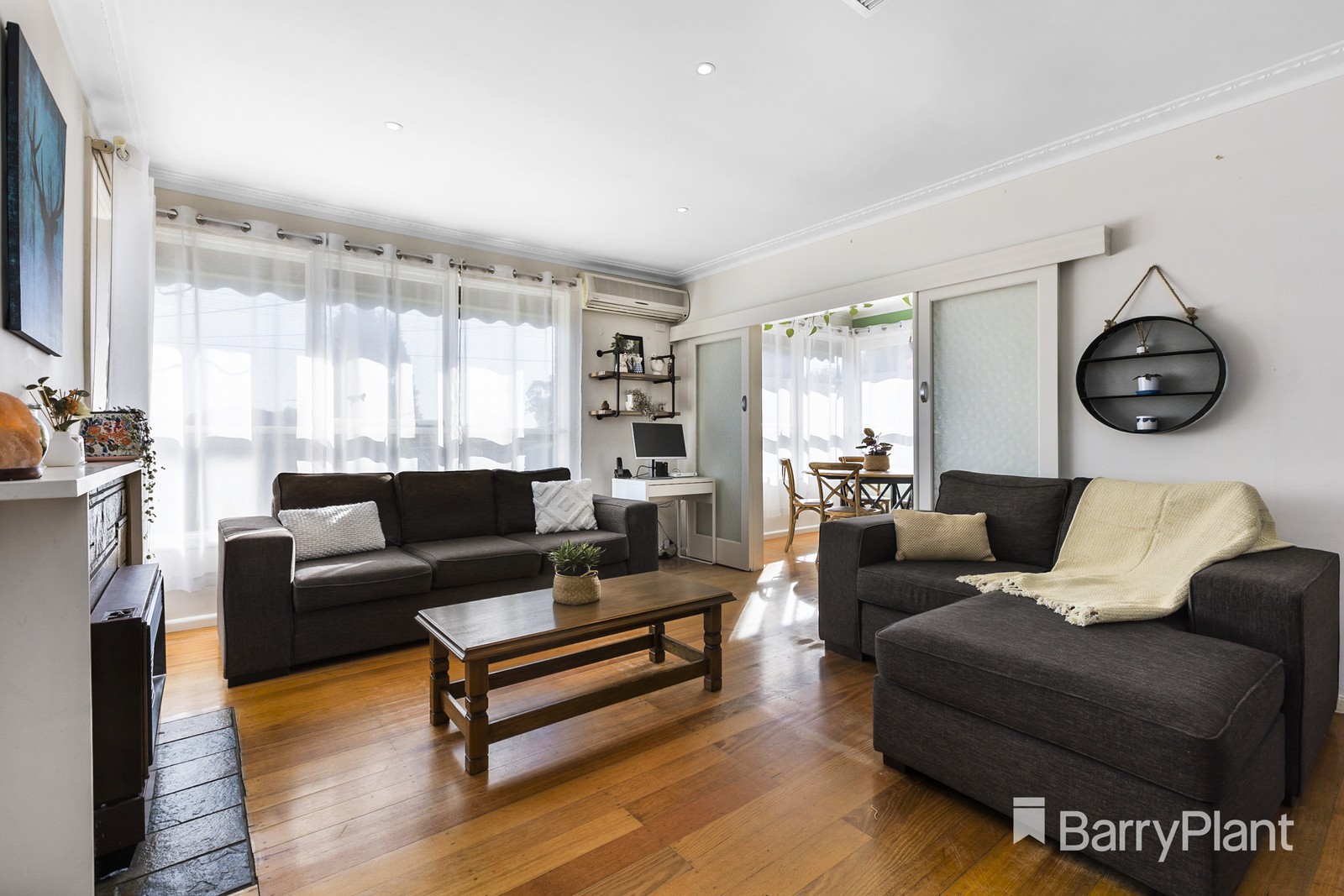 42 Joyce Avenue, Glen Waverley, VIC 3150 - Thumbnail 2 - 24/05/2022