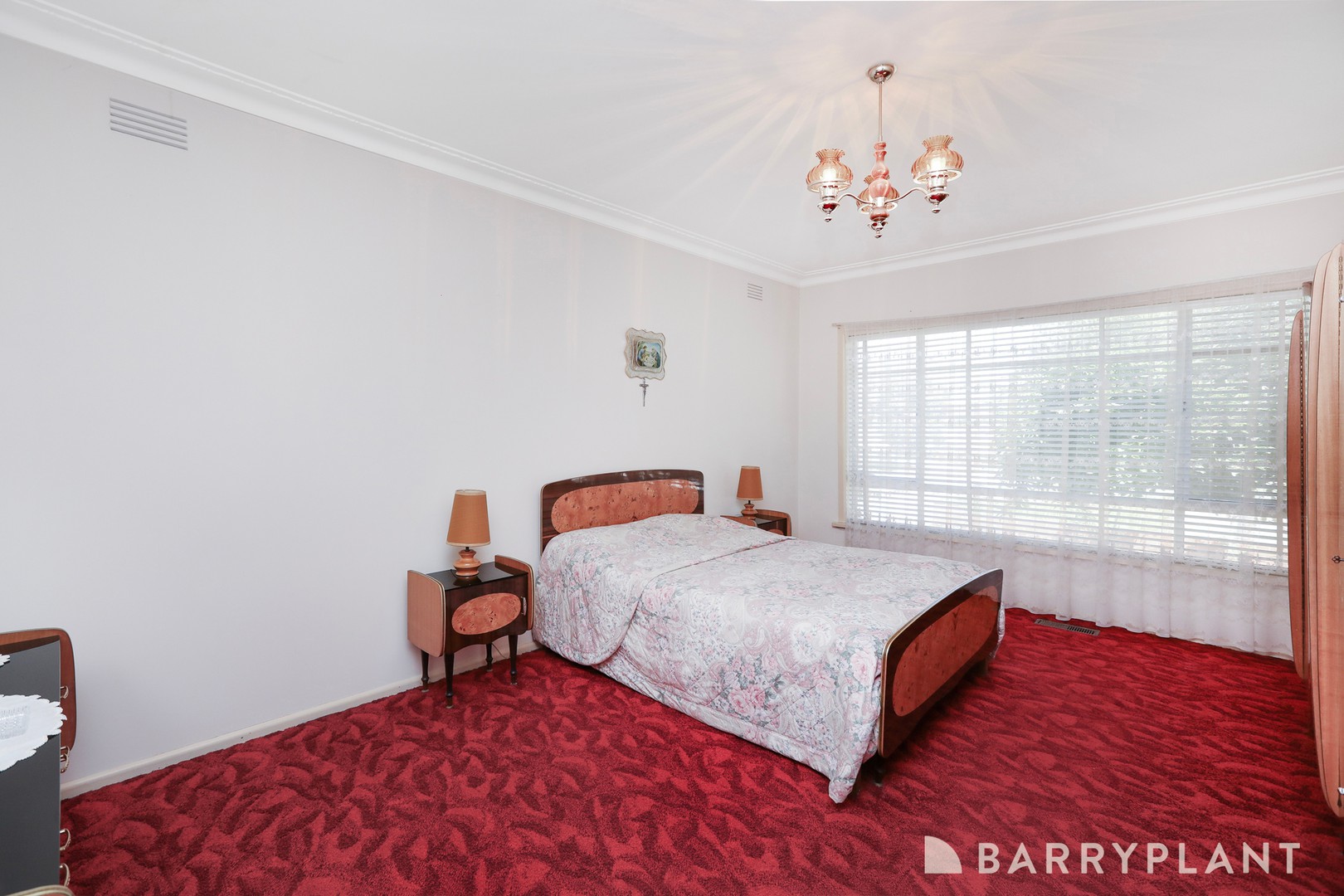 42 Lachlan Road, Sunshine West, VIC 3020 - Thumbnail 2 - 15/01/2025