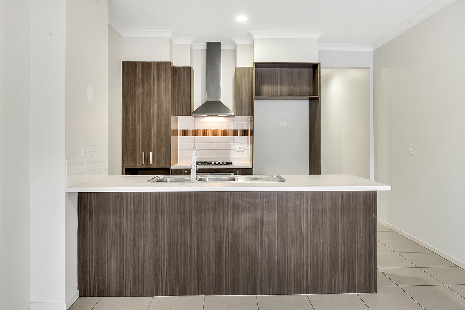 42 Little Windrock Lane, Craigieburn, VIC 3064, Craigieburn - Thumbnail 3