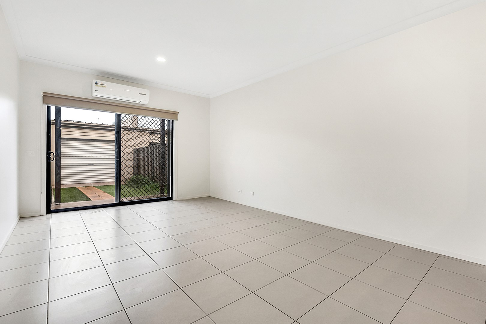 42 Little Windrock Lane, Craigieburn, VIC 3064, Craigieburn - Thumbnail 6