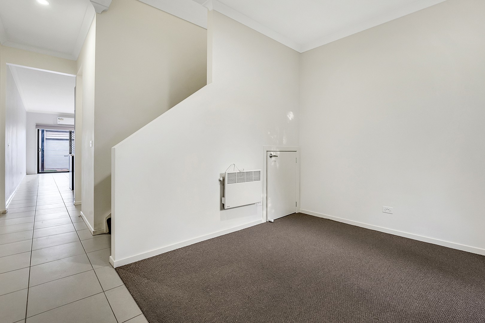 42 Little Windrock Lane, Craigieburn, VIC 3064, Craigieburn - Thumbnail 7