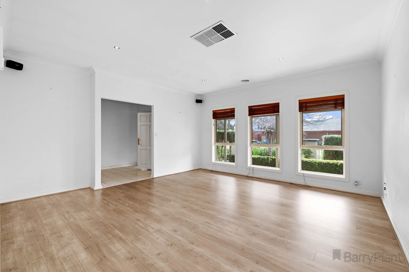 42 Littlecroft Avenue, Narre Warren South, VIC 3805 - Thumbnail 1 - 14/09/2022