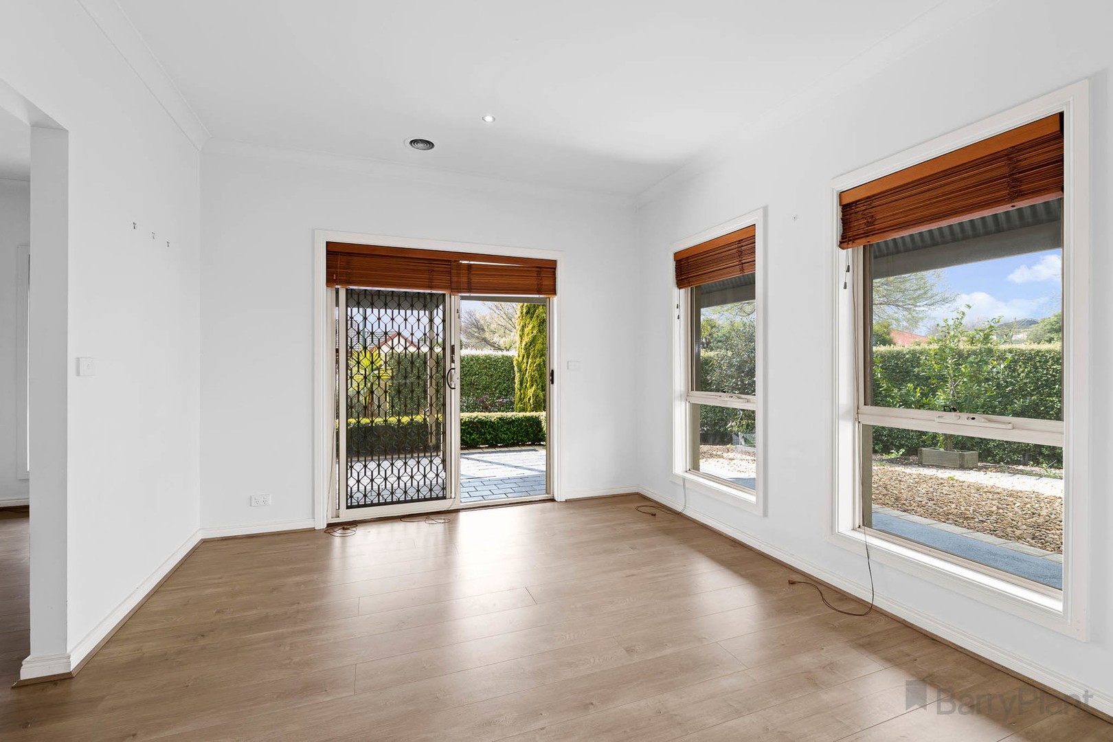 42 Littlecroft Avenue, Narre Warren South, VIC 3805, Narre Warren South - Thumbnail 5
