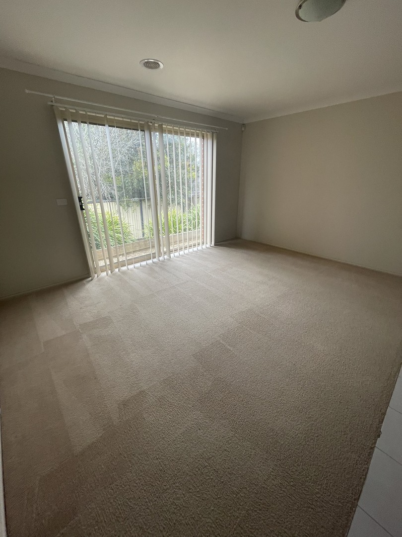 42 Maidenhair Drive, Wallan, VIC 3756, Wallan - Thumbnail 4