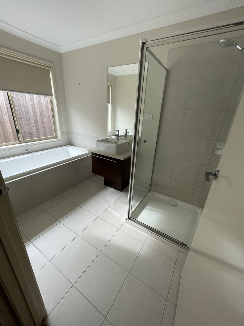 42 Maidenhair Drive, Wallan, VIC 3756, Wallan - Thumbnail 7