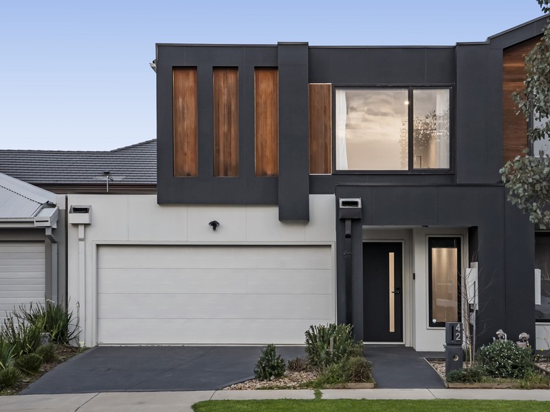 42 Mayopark Street, Deanside, VIC 3336 - Image - 15/09/2026