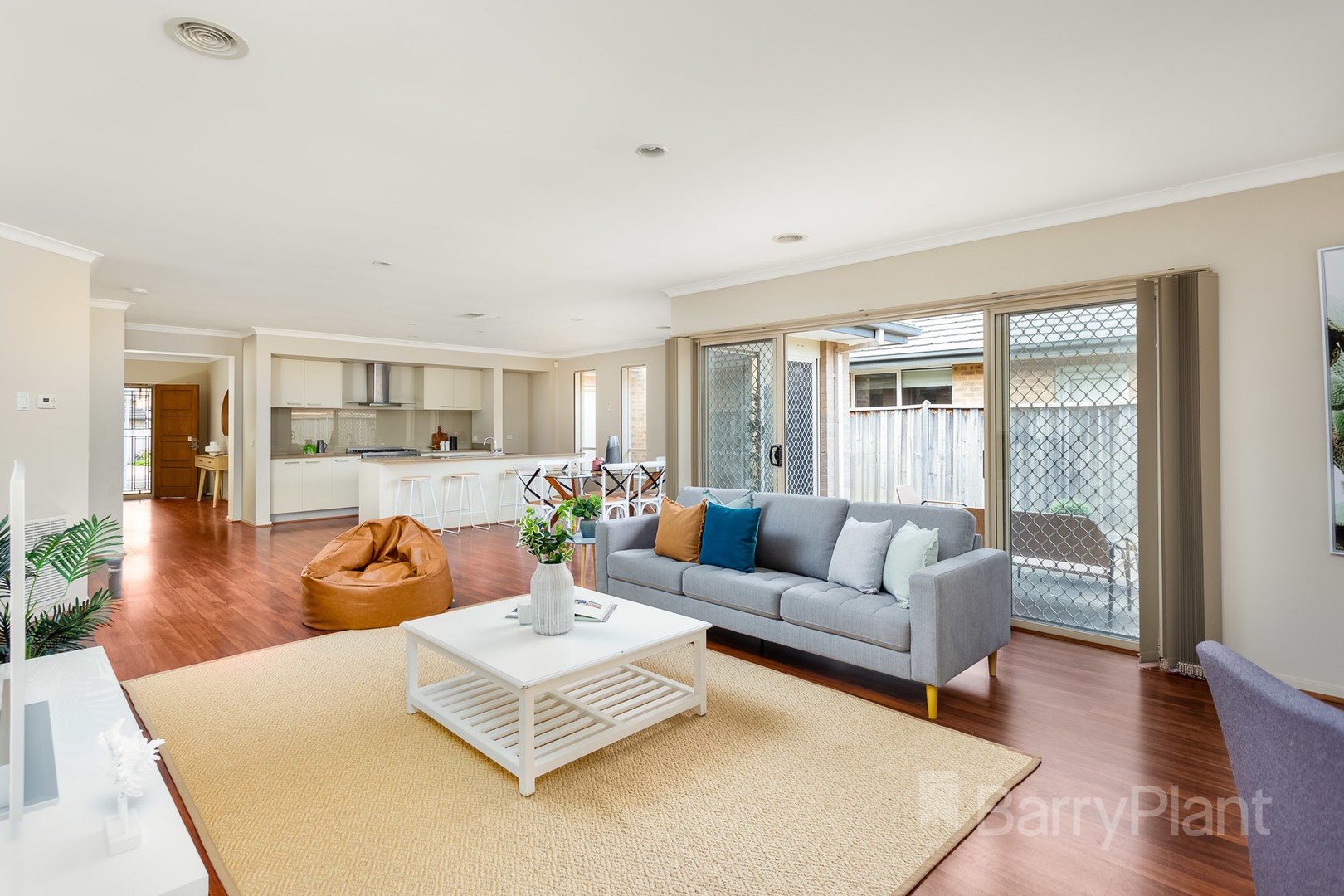 42 Middle Park DriveSanctuary Lakes, VIC 3030, Sanctuary Lakes - Thumbnail 5