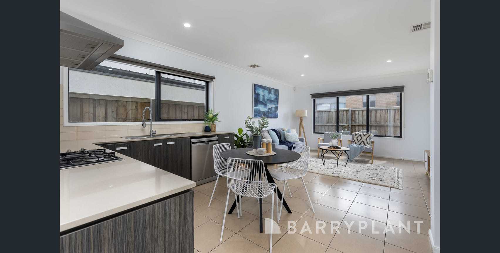 42 Mirka Way, Point Cook, VIC 3030, Point Cook - Thumbnail 3
