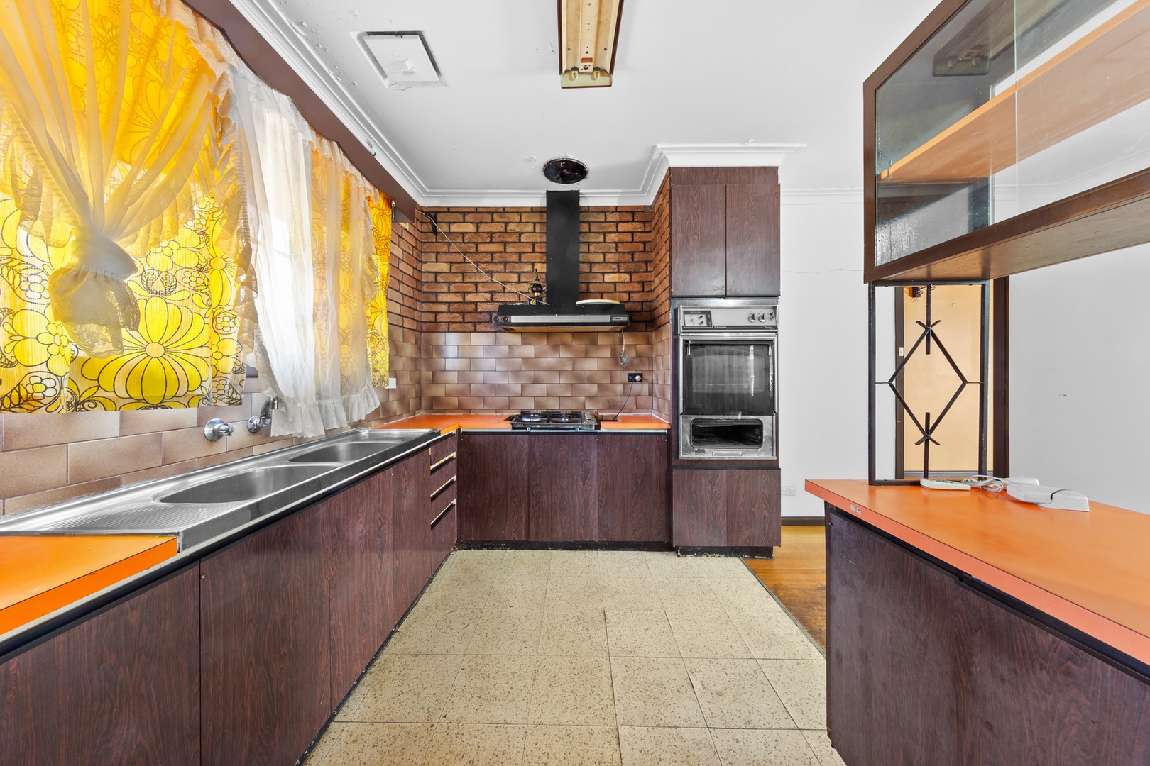 42 Moffat Street, St Albans, VIC 3021, St Albans - Thumbnail 3