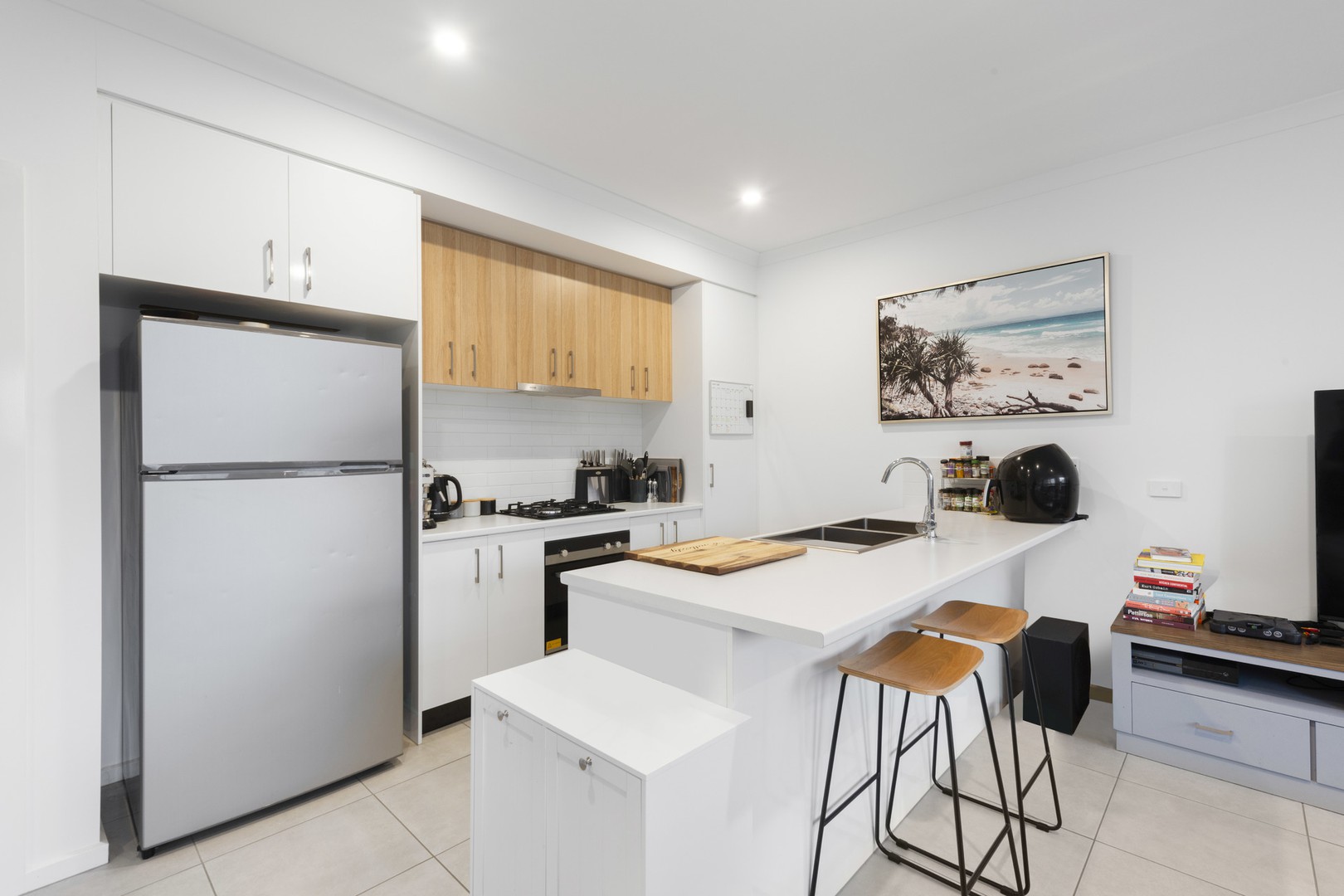 42 Newmarket Road, Werribee, VIC 3030, Werribee - Thumbnail 4