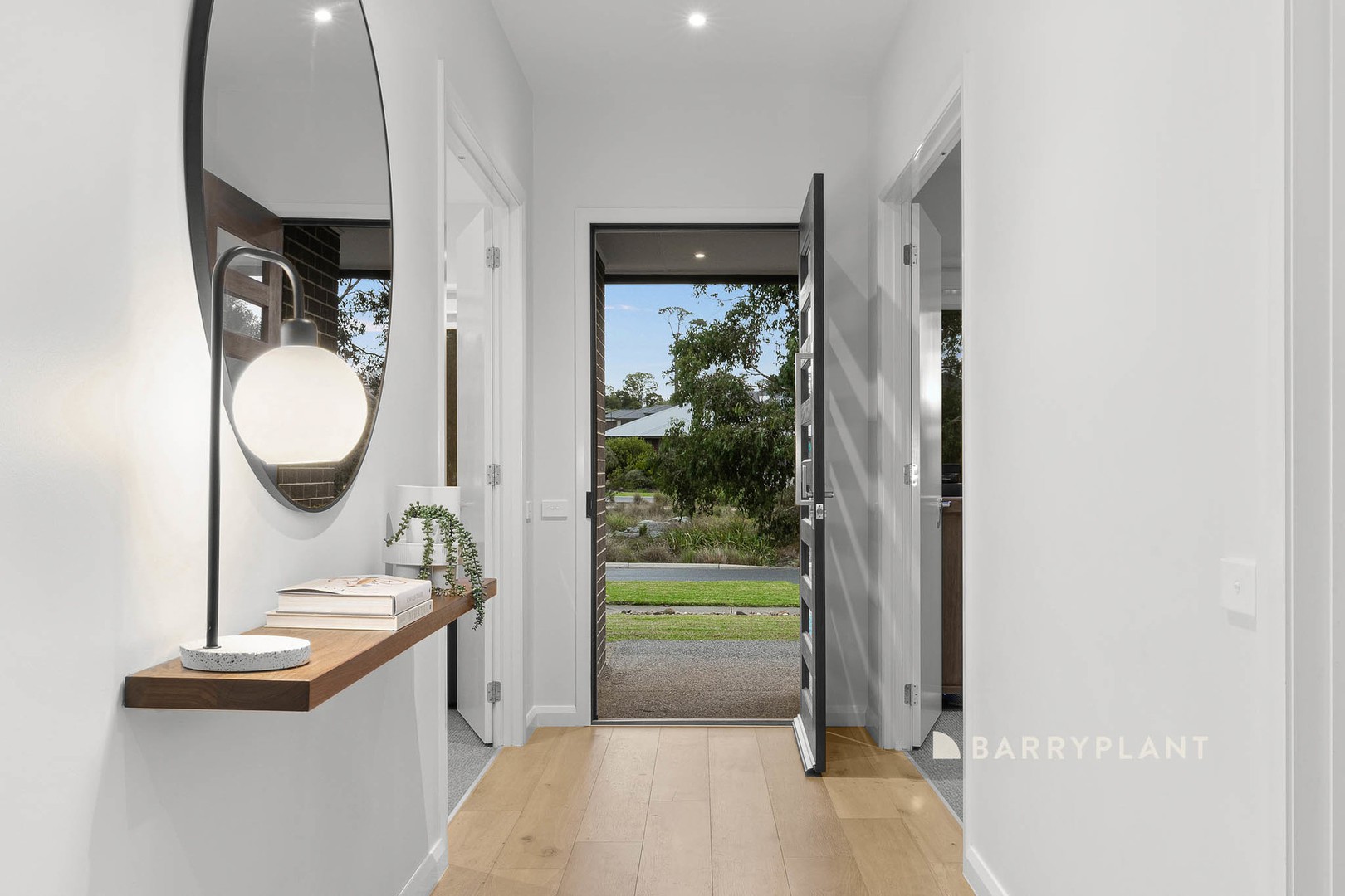 42 Oakview Boulevard, Narre Warren North, VIC 3804, Narre Warren North - Thumbnail 3