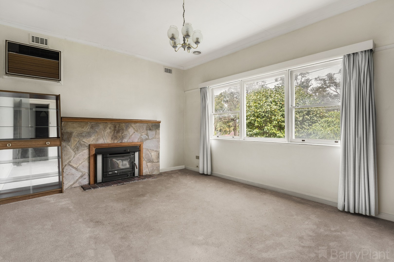 42 Old Lilydale Road, Ringwood East, VIC 3135, Ringwood East - Thumbnail 4