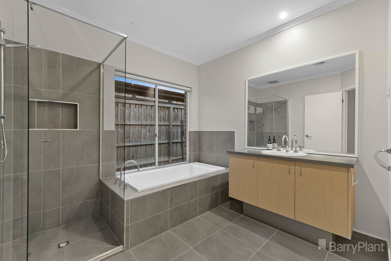 42 O'Neil Road, Beaconsfield, VIC 3807, Beaconsfield - Thumbnail 8