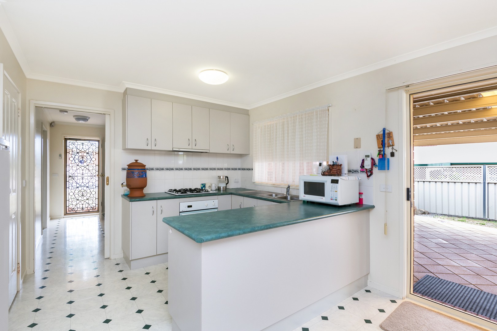 42 Pattison Drive, Kangaroo Flat, VIC 3555, Kangaroo Flat - Thumbnail 3