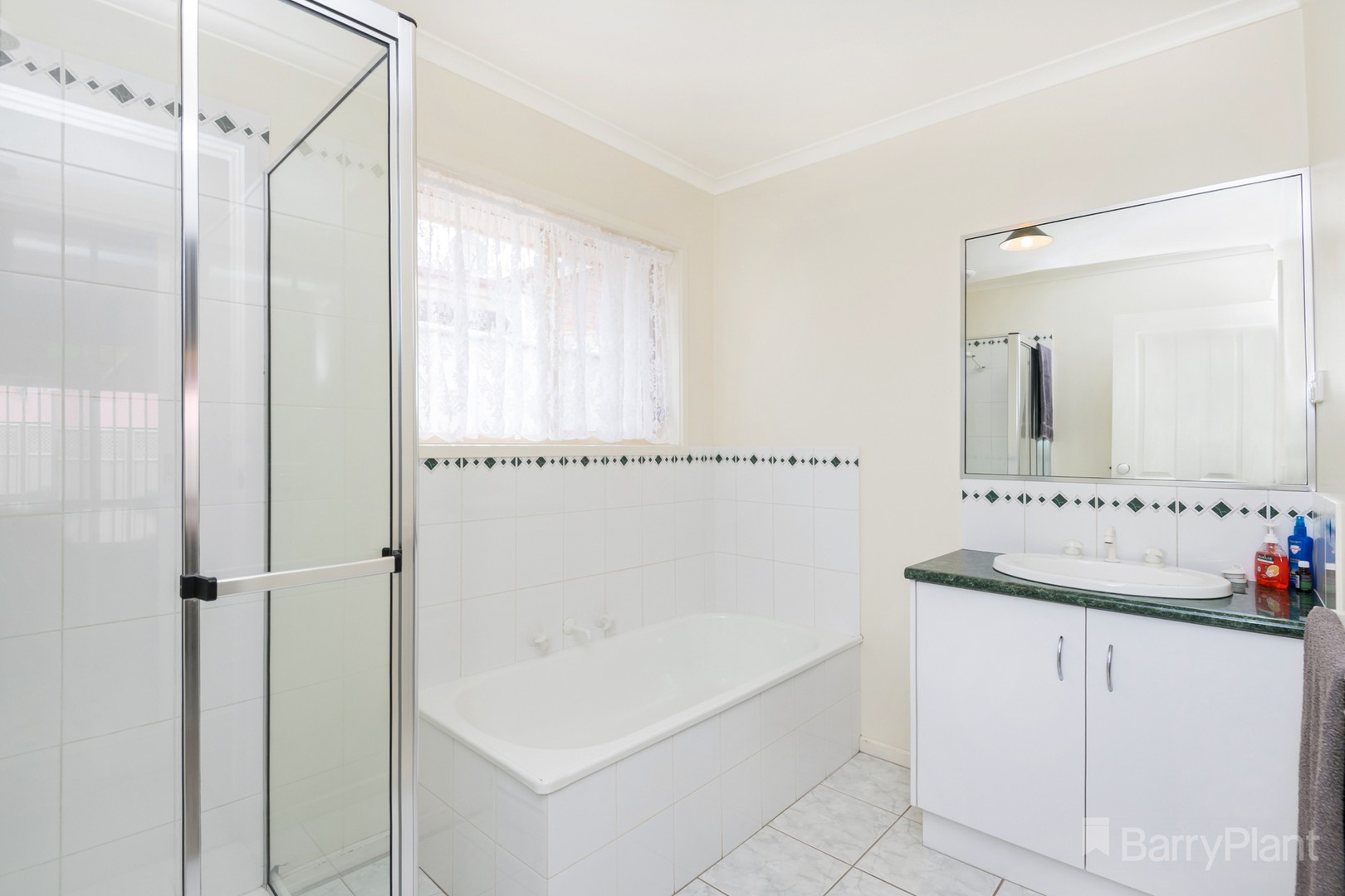 42 Pattison Drive, Kangaroo Flat, VIC 3555, Kangaroo Flat - Thumbnail 4