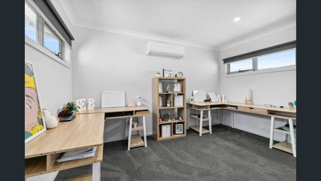42 Paul Street, Hamlyn Heights, VIC 3215 - Thumbnail 2 - 16/06/2026