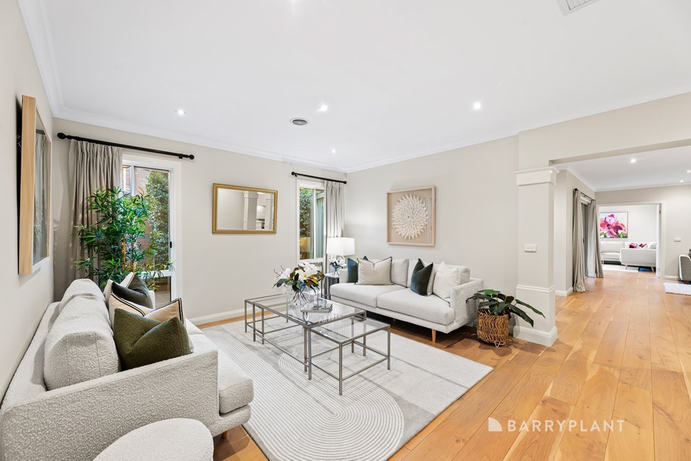 42 Petalnina Drive, Wantirna, VIC 3152, Wantirna - Thumbnail 2