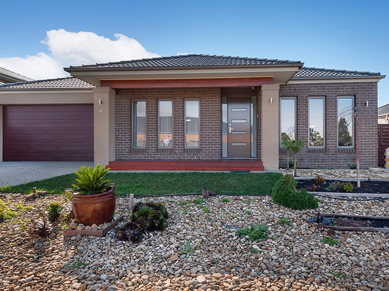 42 Redcliffe Terrace, Taylors Hill, VIC 3037 - Image - 16/09/2026