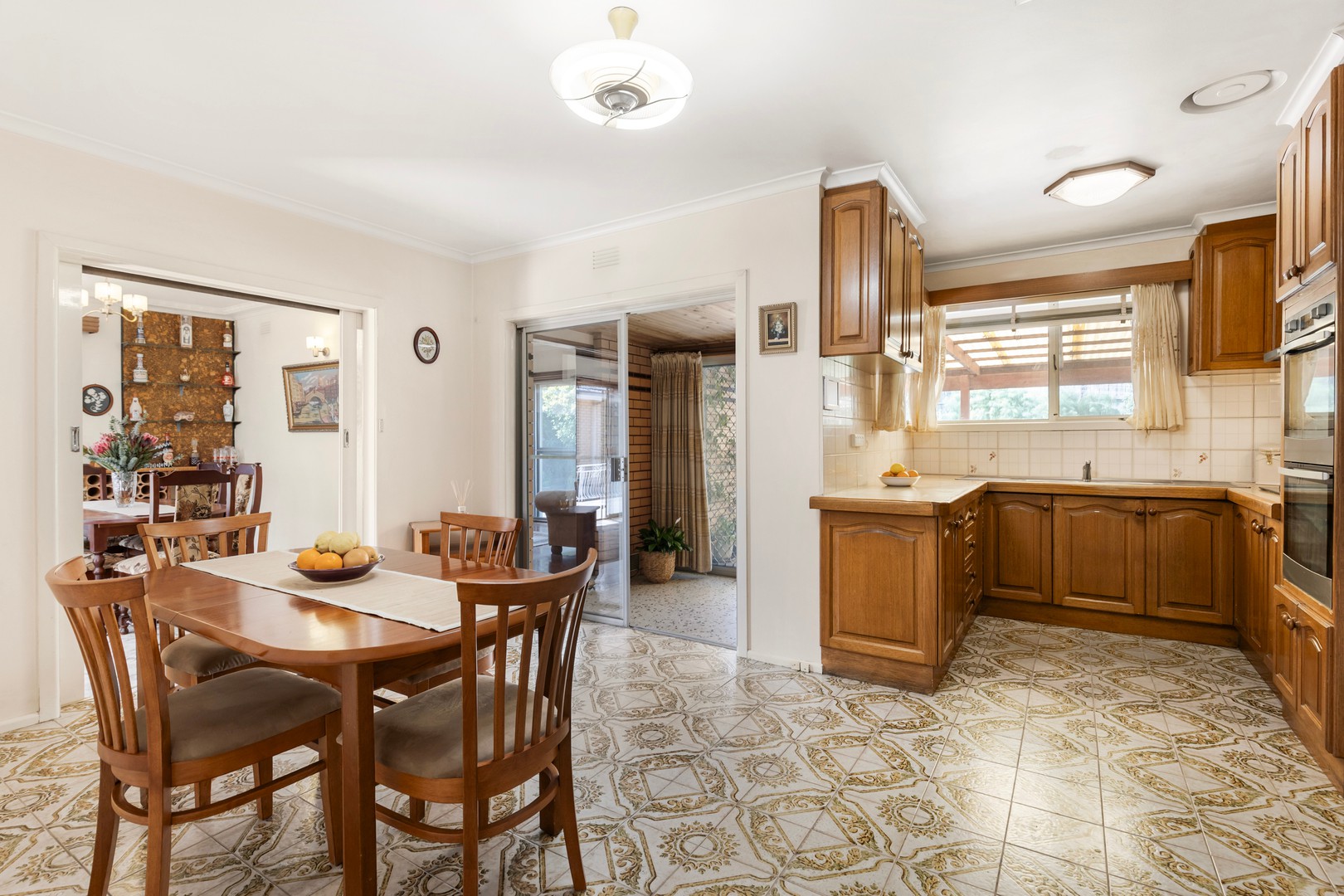 42 San Remo Drive, Avondale Heights, VIC 3034, Avondale Heights - Thumbnail 4