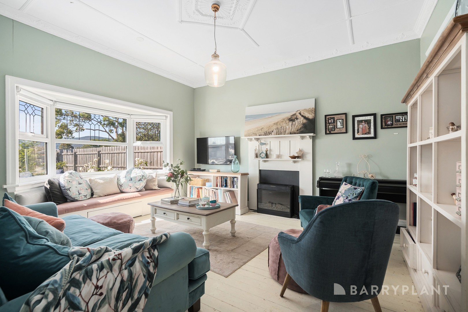 42 Scoresby Road, Bayswater, VIC 3153 - Thumbnail 2 - 23/04/2026