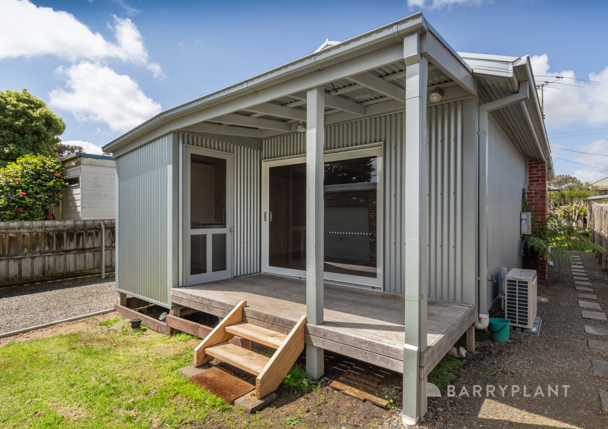 42 Seventh Avenue, Rosebud, VIC 3939, Rosebud - Thumbnail 7