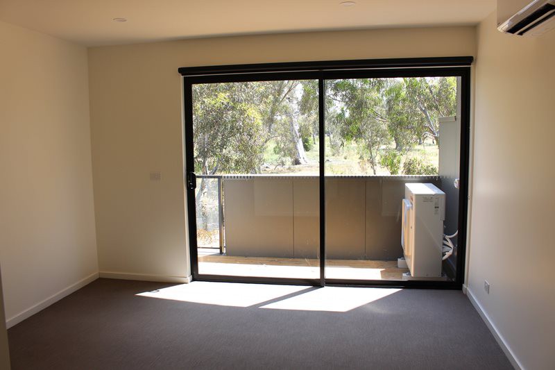 42 Sharp Circuit, Mill Park, VIC 3082, Mill Park - Thumbnail 6