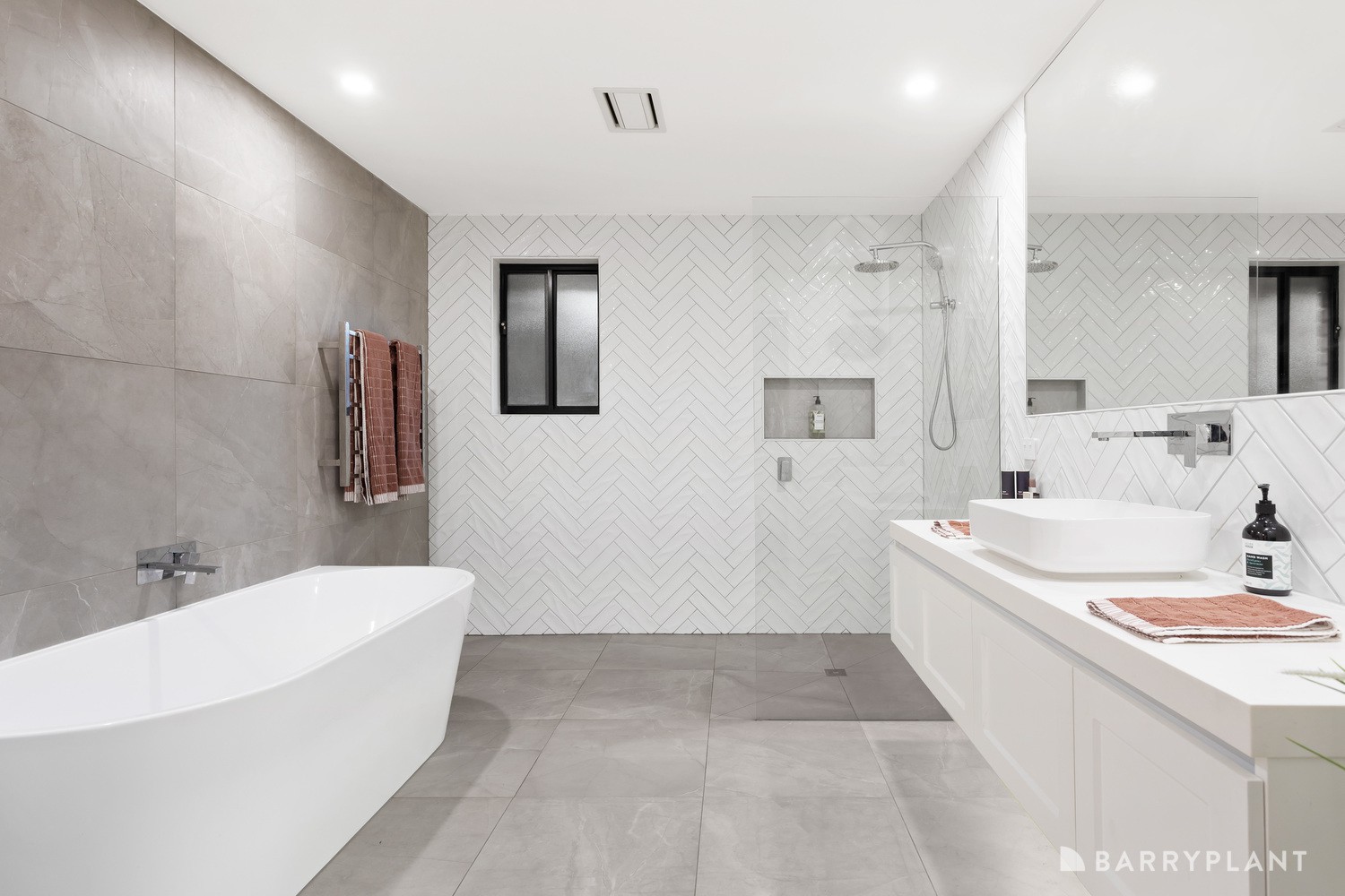 42 Sharpes Road, Watsonia North, VIC 3087, Watsonia North - Thumbnail 5