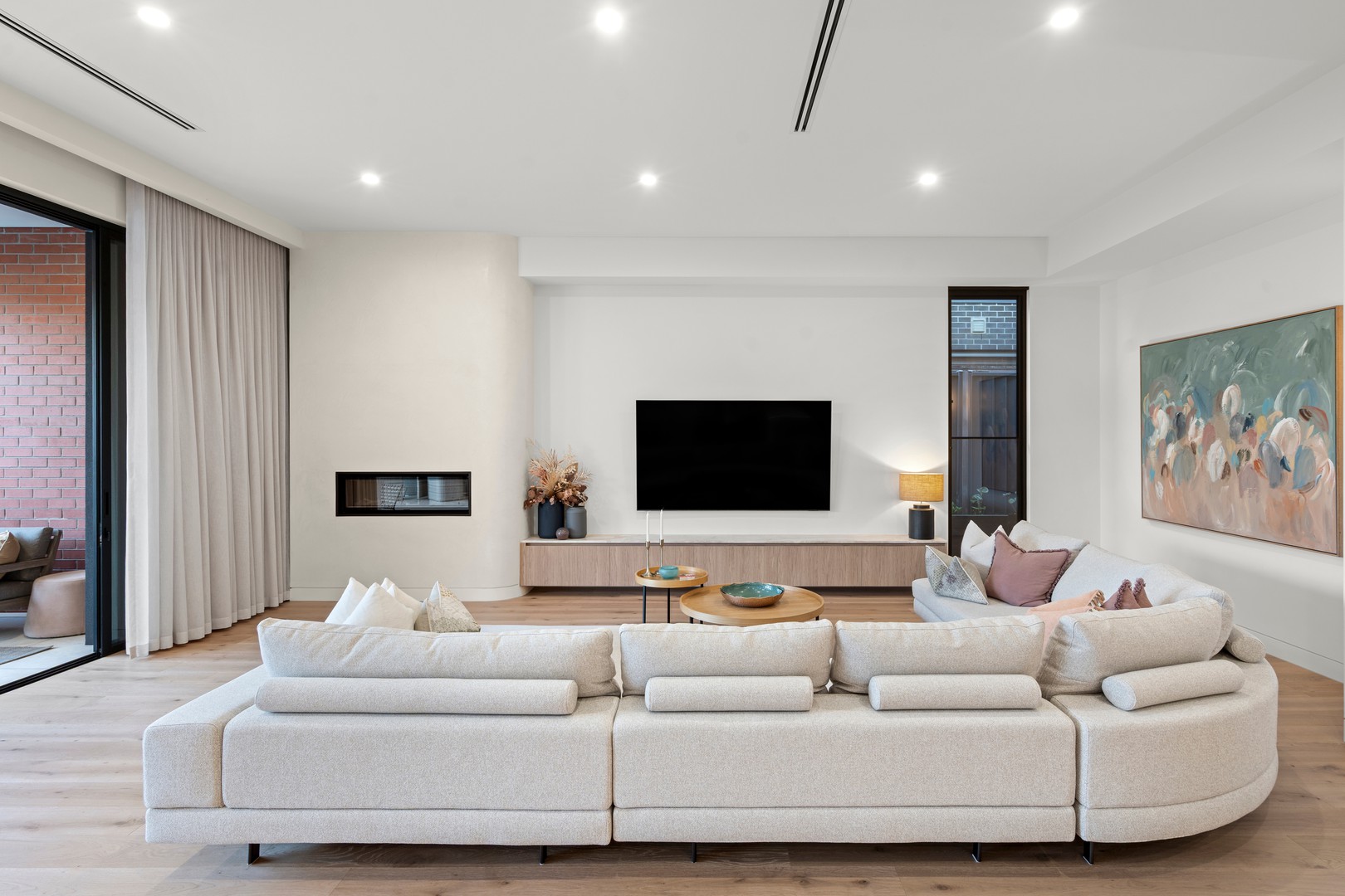 42 Shaw Street, Niddrie, VIC 3042, Niddrie - Thumbnail 4