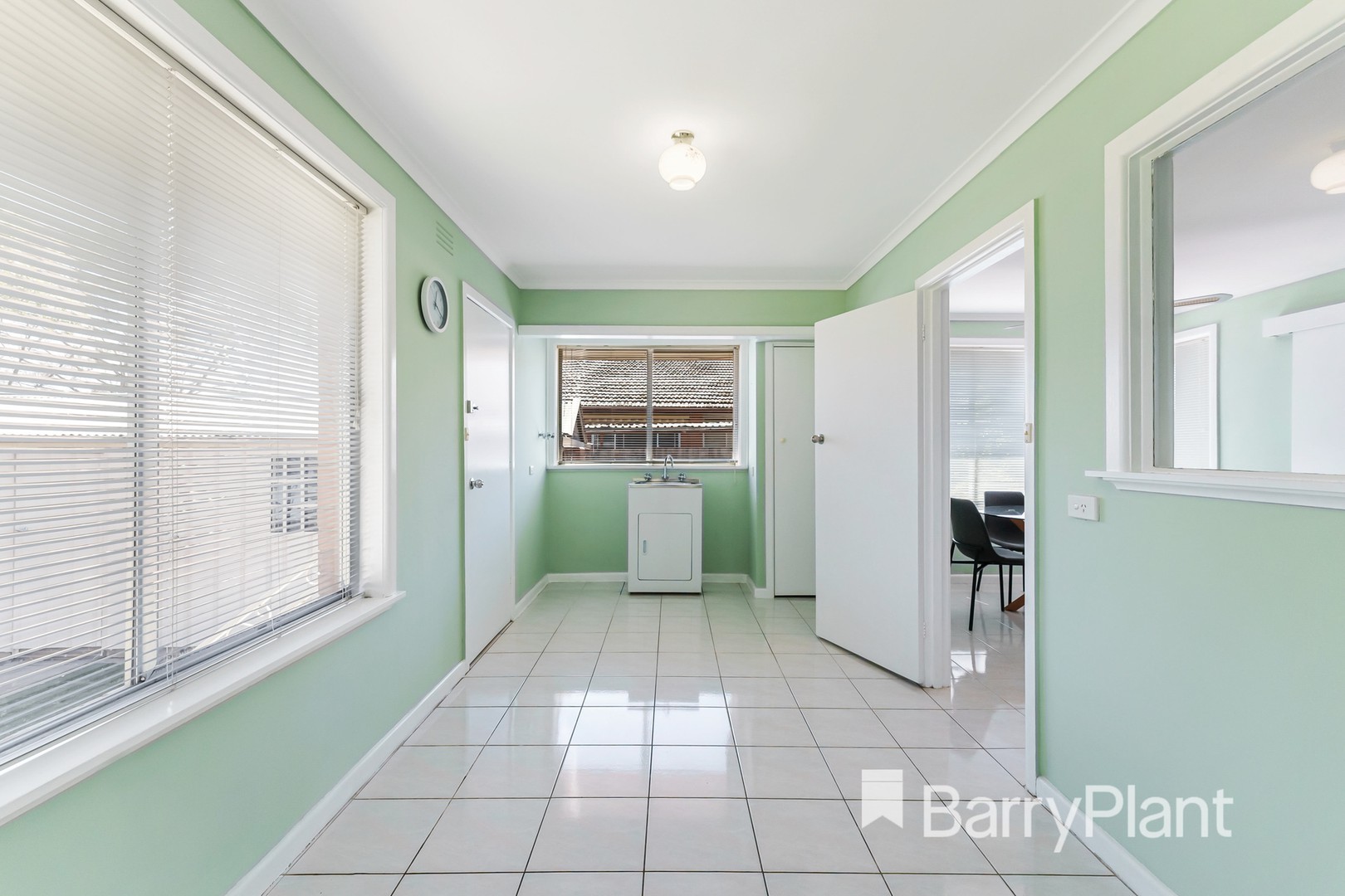 42 Shirley StreetSt Albans, VIC 3021, St Albans - Thumbnail 7