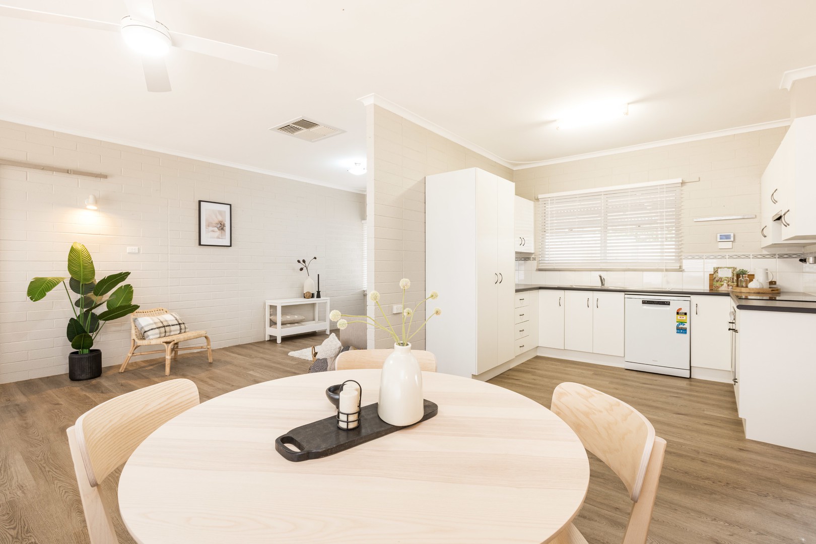 42 Silver City Highway, Buronga, NSW 2739, Buronga - Thumbnail 6