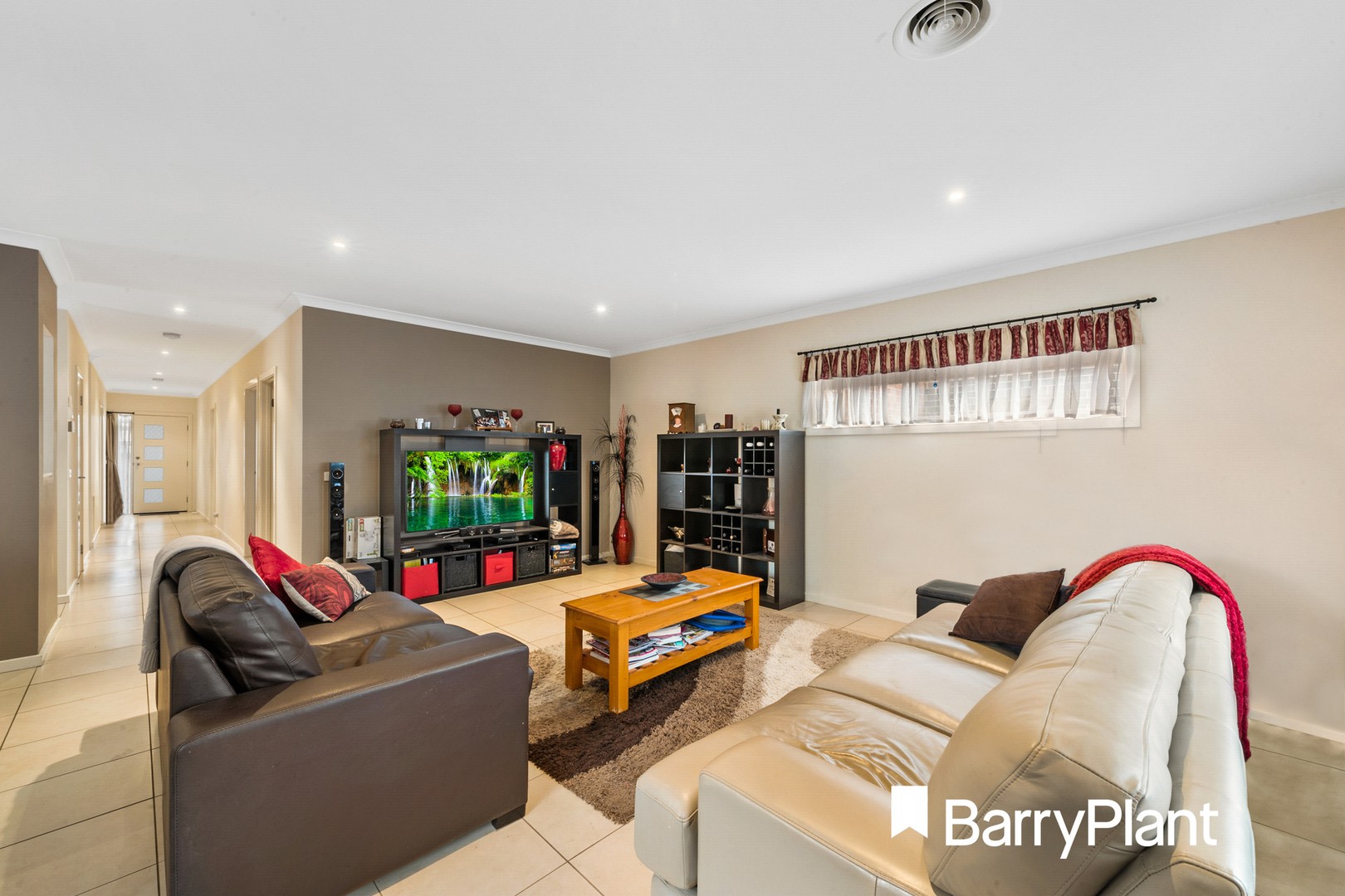 42 Skipton Street, Kurunjang, VIC 3337, Kurunjang - Thumbnail 5