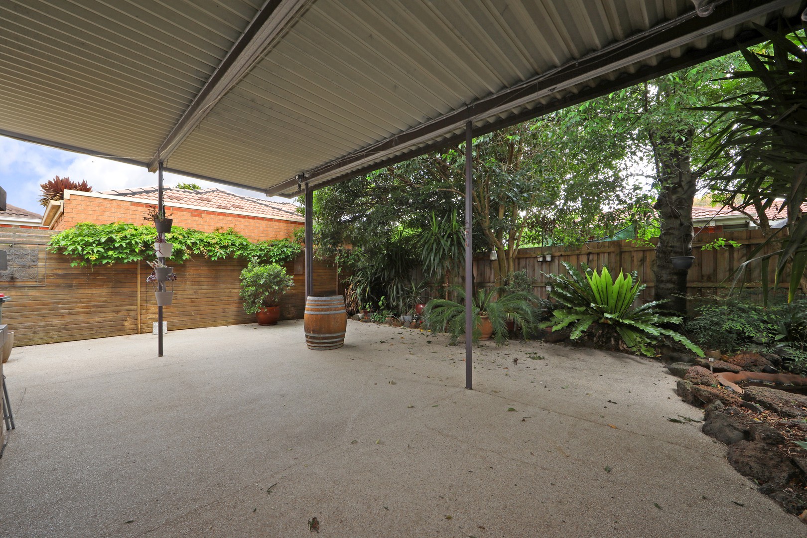 42 Tamboon Drive, Rowville, VIC 3178 - Thumbnail 1 - 22/11/2021