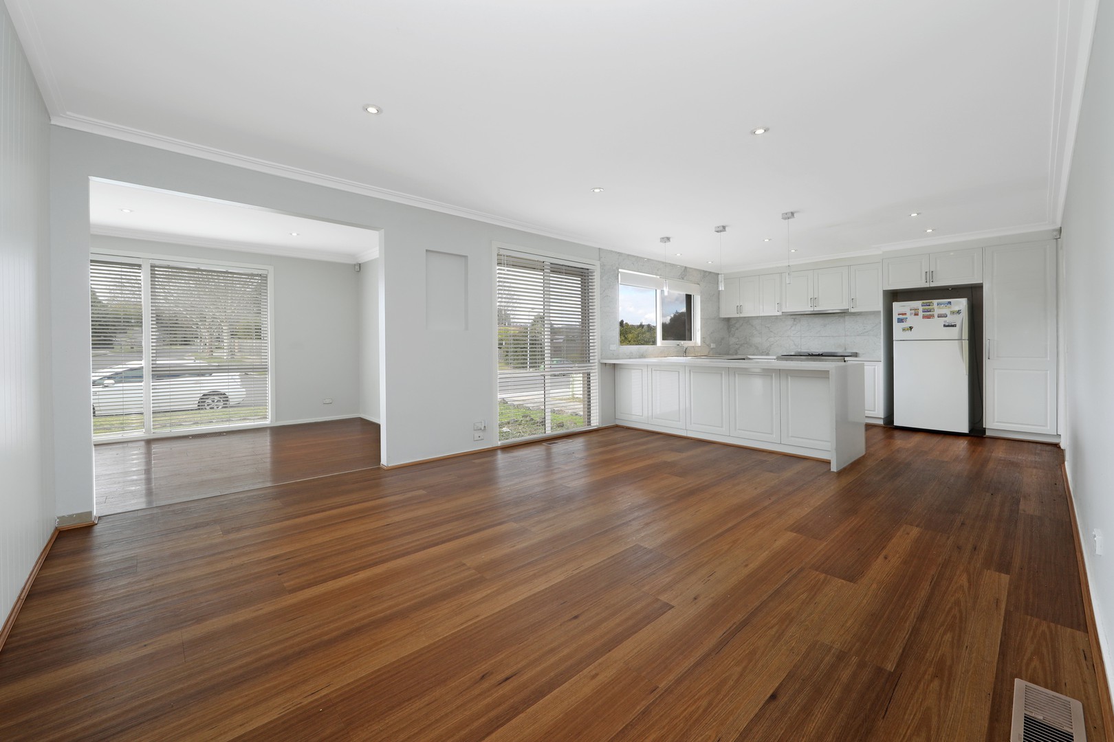 42 Tamboon Drive, Rowville, VIC 3178, Rowville - Thumbnail 3