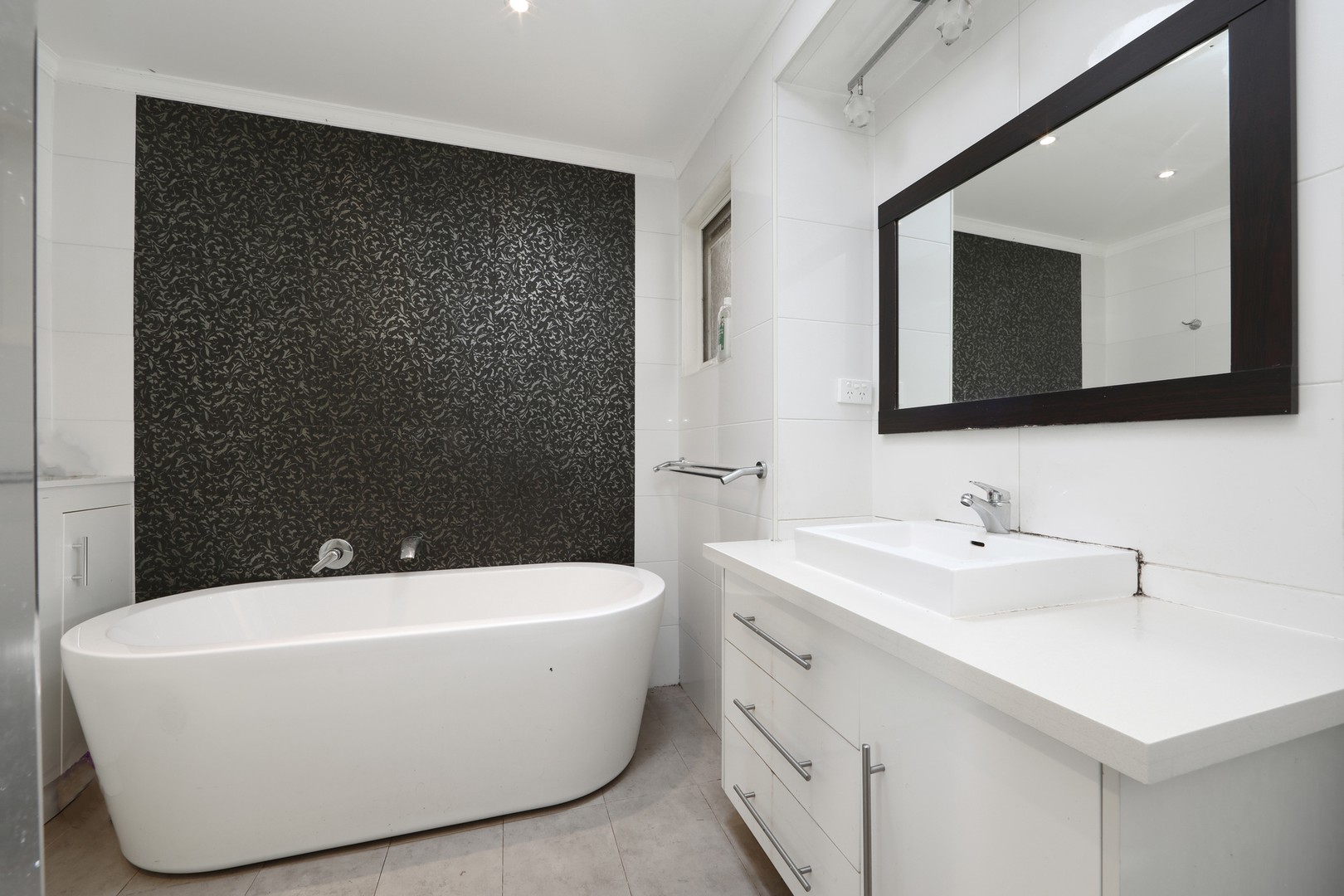 42 Tamboon Drive, Rowville, VIC 3178, Rowville - Thumbnail 4