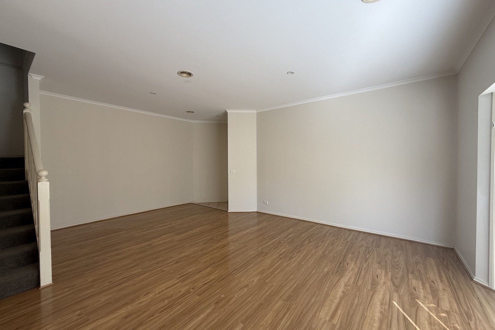 42 The Crest, Attwood, VIC 3049 - Thumbnail 1 - 17/02/2026