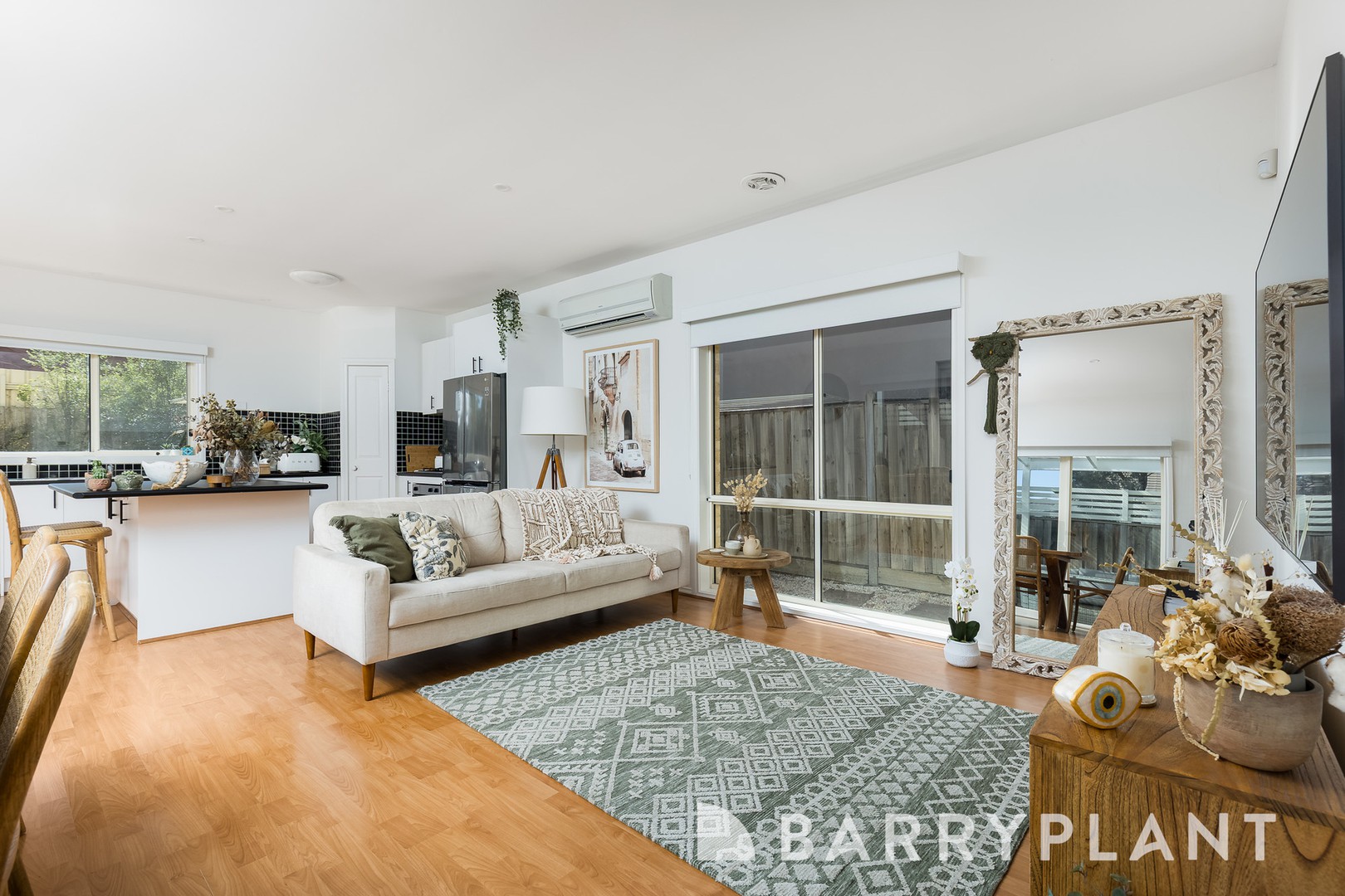 42 Tournament Drive, Sanctuary Lakes, VIC 3030, Point Cook - Thumbnail 5