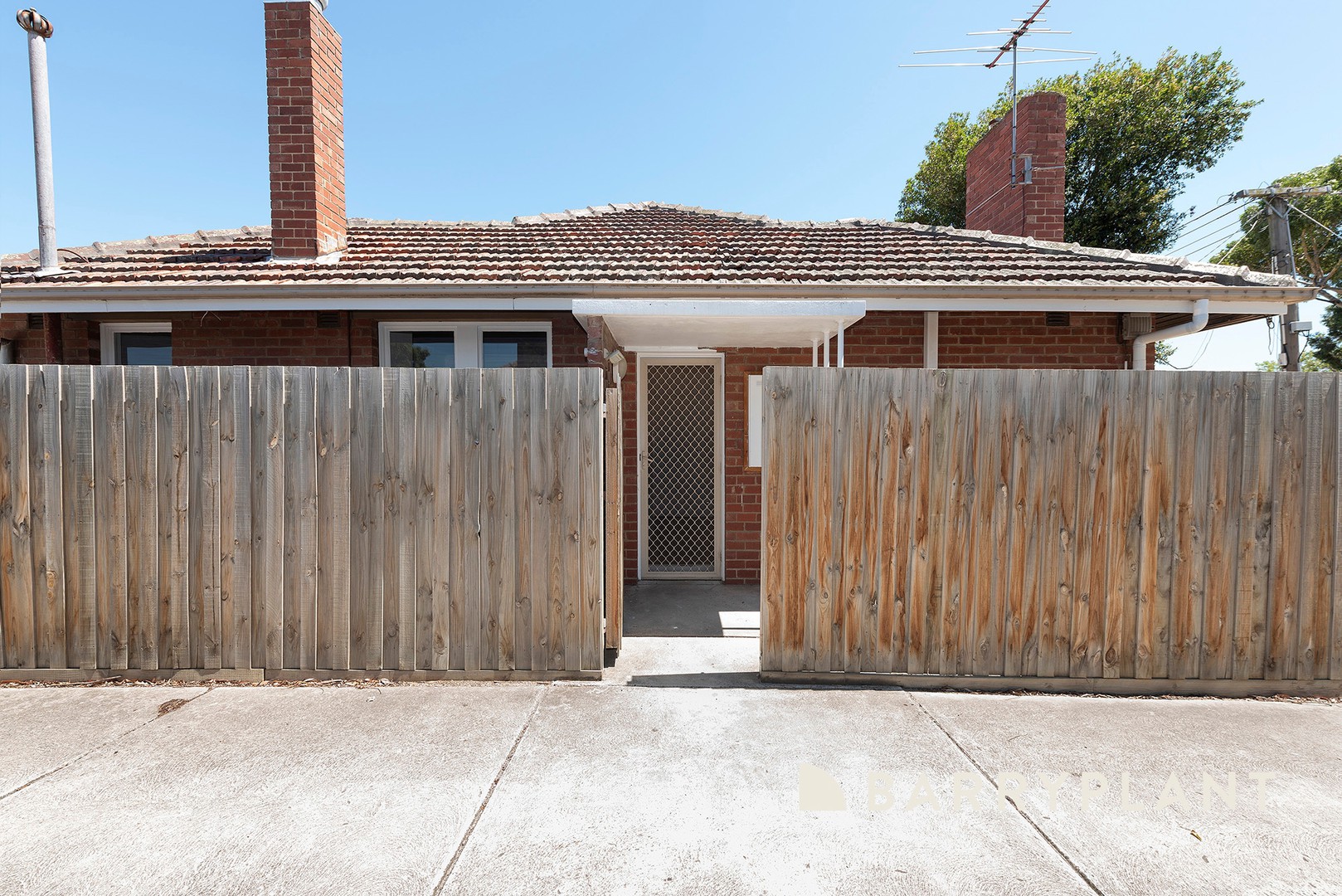42 Treloar Crescent, Braybrook, VIC 3019, Braybrook - Thumbnail 2